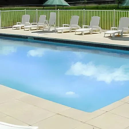 Maison Charmante A Avec Piscine Partagee *