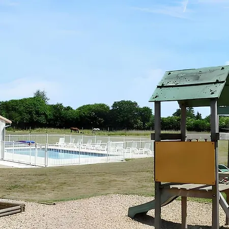Maison Charmante à Saint-vincent-la-châtre Avec Piscine Partagée Casa vacanze