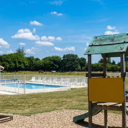 Maison Charmante A Avec Piscine Partagee * Saint-Vincent-la-Châtre